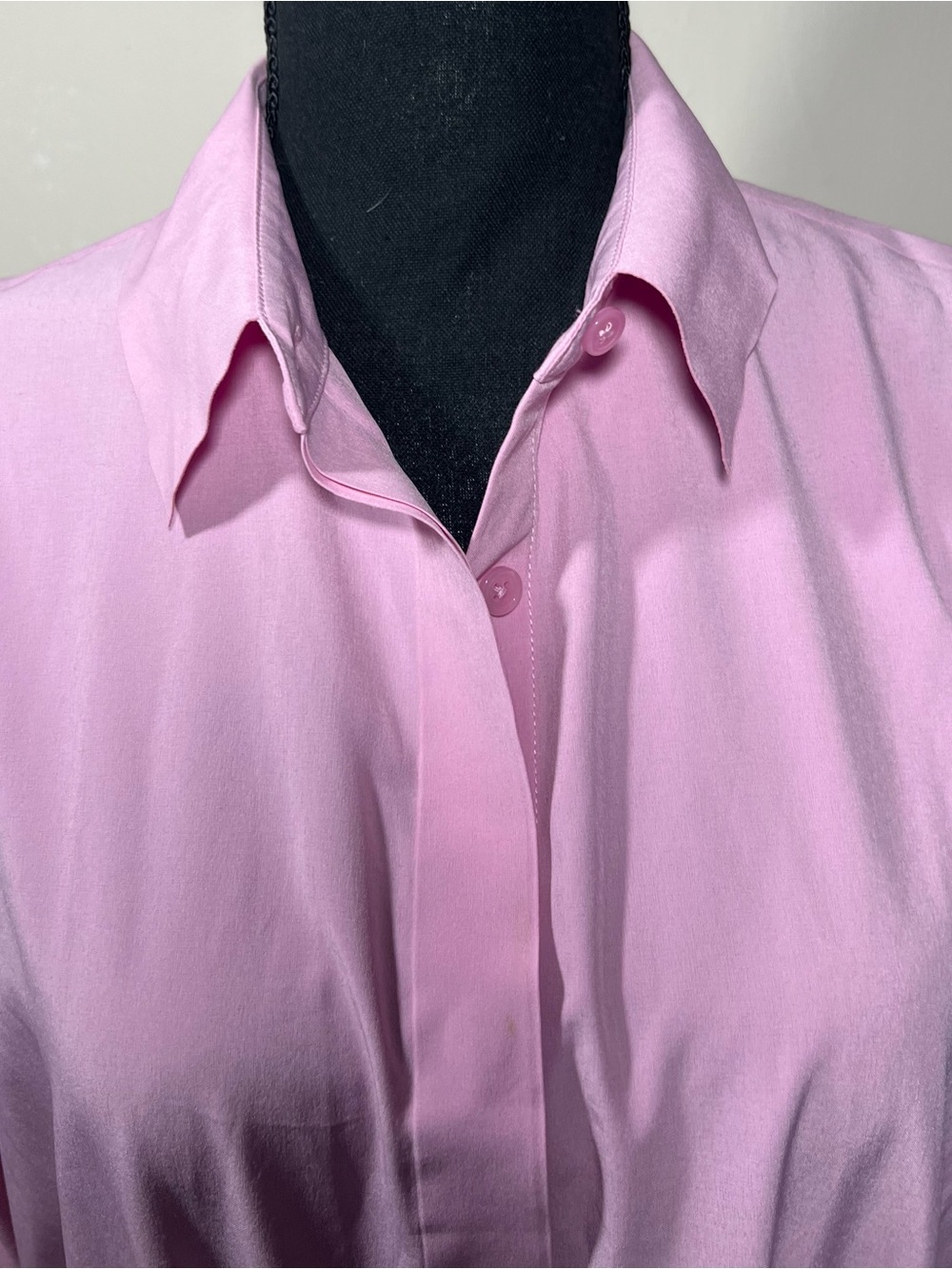 ATHLETA Classic Women's Button-Up Shirt - Pink